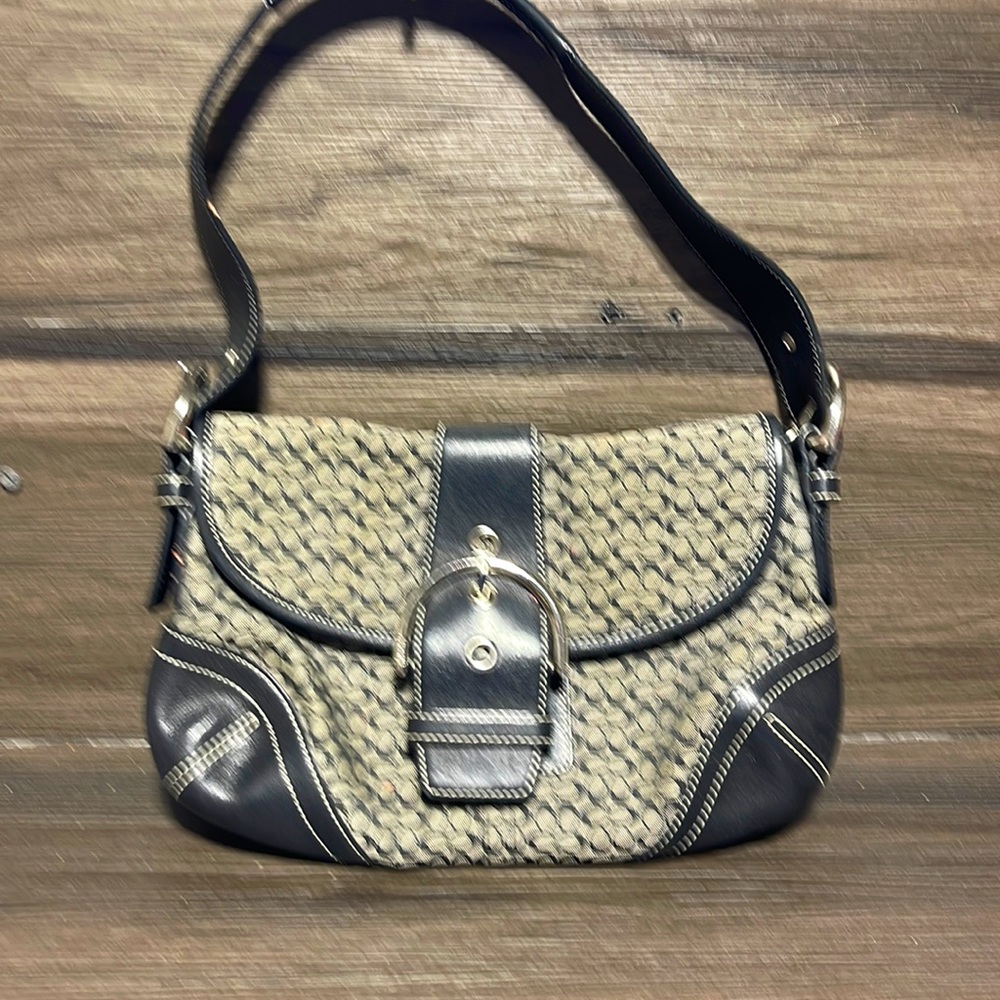 Coach Purse only used One Time